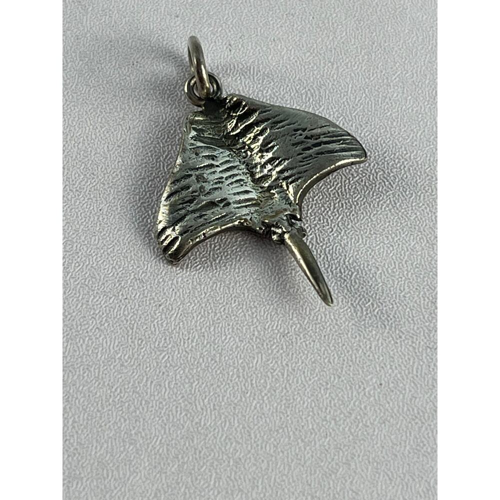 Sterling Silver Manta Ray Sting Ray Charm Pendant Ocean Beachy Coastal